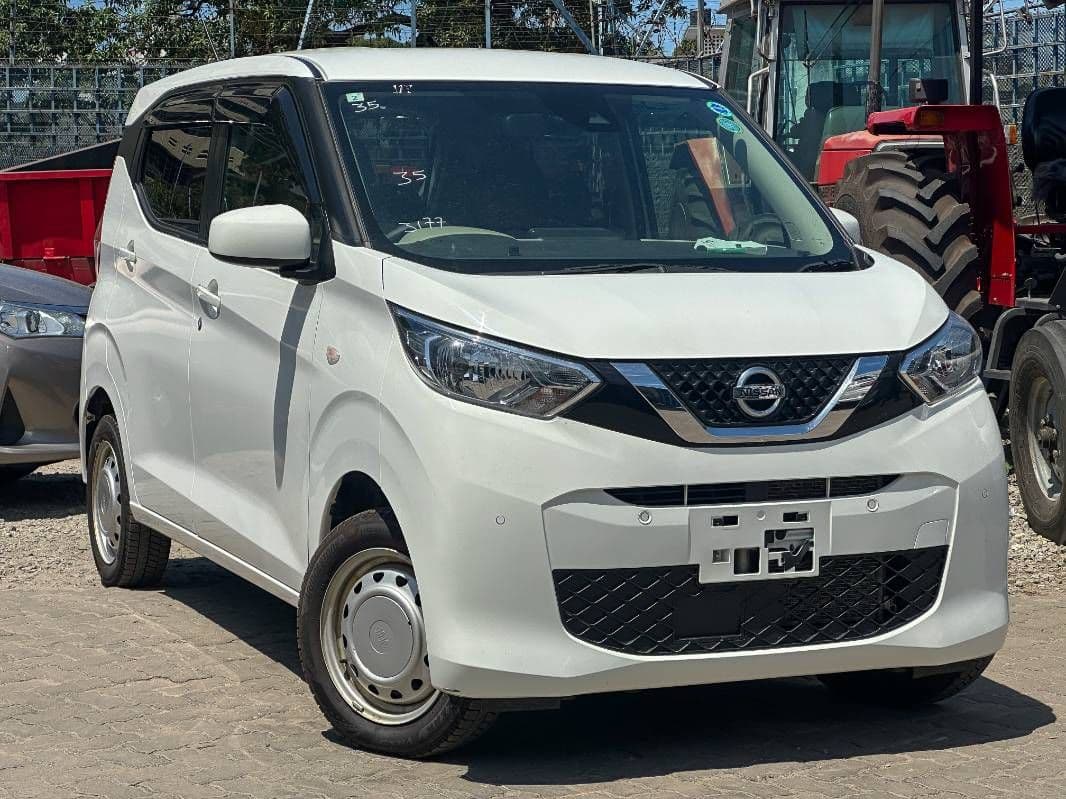 2021 NISSAN DAYZ